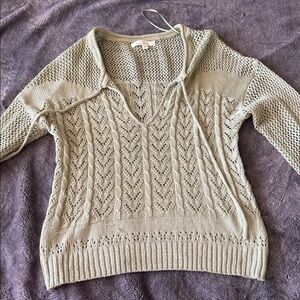 Love Tree V-Neck Sweater in Soft Green